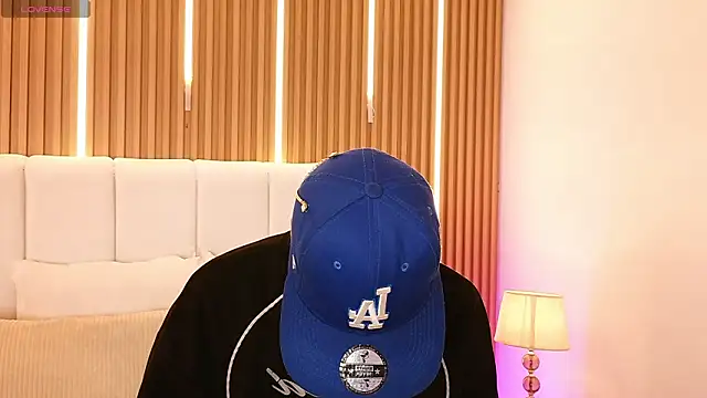 Dulcey  online show from March 20, 5:12 am