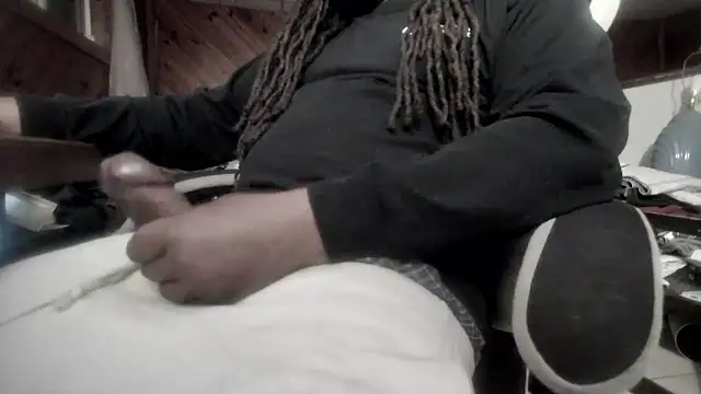 BigDesires online show from May 13, 3:37 am