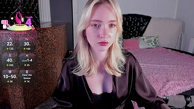 EllaBloom online show from February 11, 2:55 pm