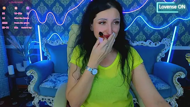 MissRossi online show from November 18, 8:02 pm