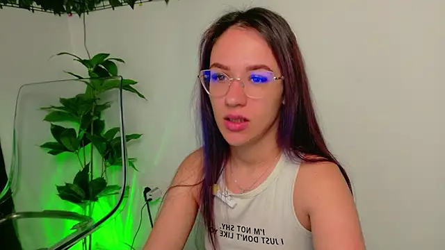 EvaBllake online show from March 25, 6:19 am