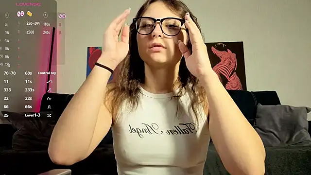 TrixiBell online show from October 2, 4:19 am