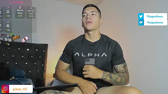 thiago oliveiraa online show from October 10, 12:04 pm