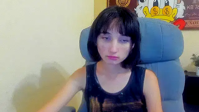 Snapshot of Marri-Stella chatting on October 17, 8:06 am Marri-Stella online show from October 17, 8:06 am