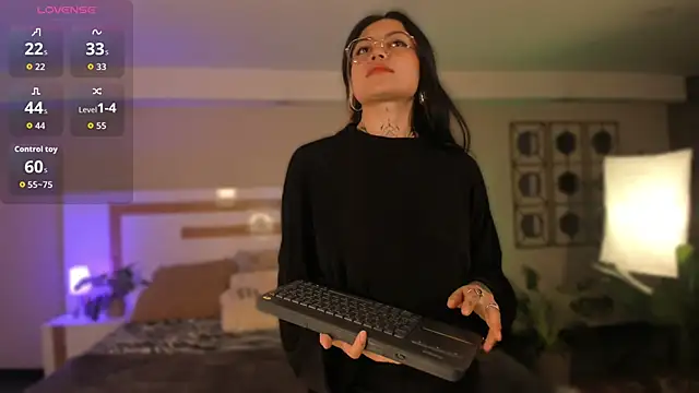 Snapshot of anne_dh chatting on September 30, 2:05 am anne dh online show from September 30, 2:05 am