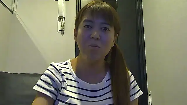 Snapshot of SAKI_saki_01 chatting on September 10, 10:37 am SAKI saki 01 online show from September 10, 10:37 am