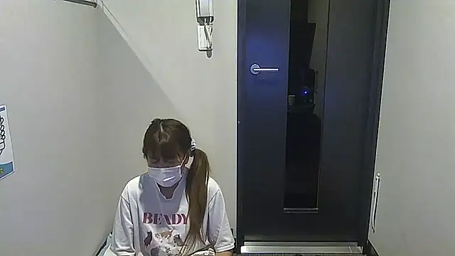 Snapshot of SAKI_saki_01 chatting on October 10, 11:20 am SAKI saki 01 online show from October 10, 11:20 am