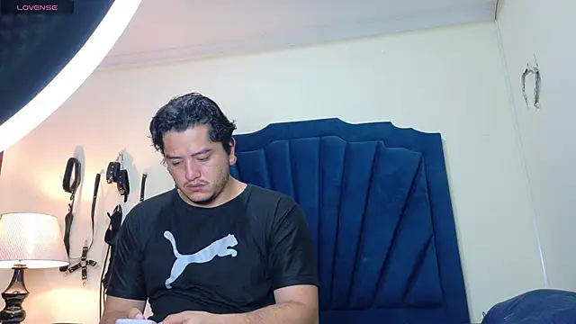 RoxyandAron2 online show from May 10, 12:43 pm