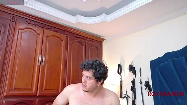 RoxyandAron2 online show from May 11, 4:15 pm