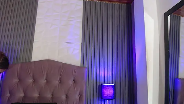 Snapshot of Bonnali_lune chatting on March 7, 4:20 am Bonnali lune online show from March 7, 4:20 am