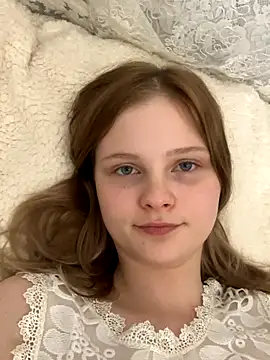 everydayy online show from November 2, 5:15 pm