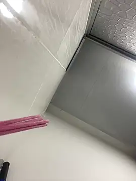 JuanitaMore01 online show from December 20, 11:01 pm