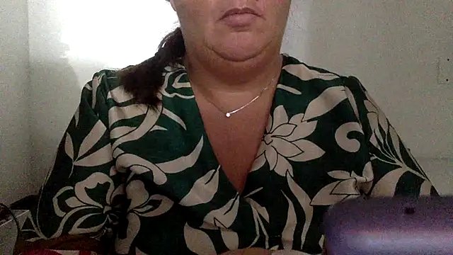 Snapshot of LaReginaNera chatting on June 26, 12:09 pm LaReginaNera online show from June 26, 12:09 pm