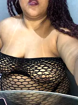 Snapshot of melcarioca1111 chatting on October 29, 2:47 am melcarioca1111 online show from October 29, 2:47 am