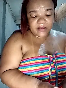 melcarioca1111 online show from May 10, 2:33 pm