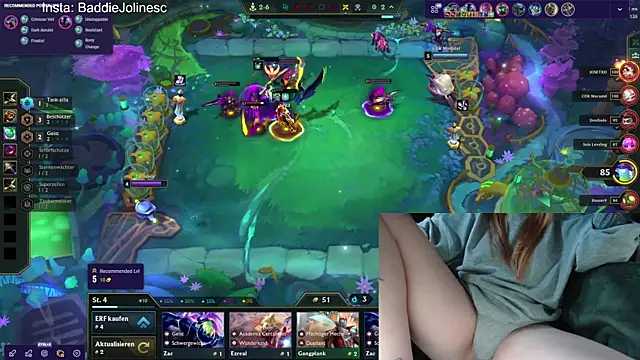 BaddieJoline online show from October 3, 7:00 pm