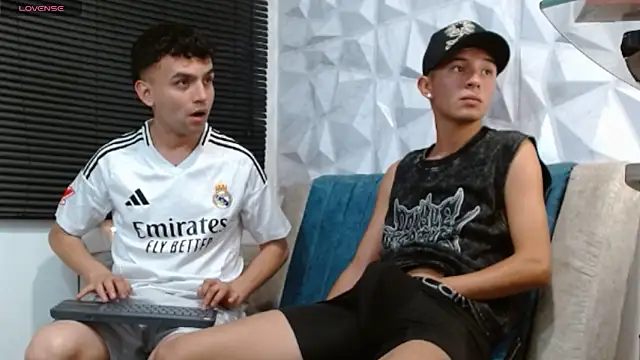 Isaac tan online show from December 14, 3:12 am