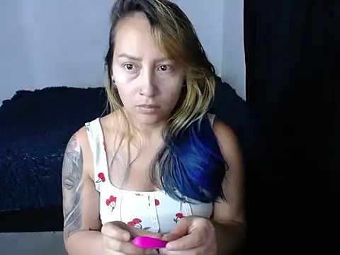 Snapshot of nath_92 chatting on September 12, 2:00 am nath 92 online show from September 12, 2:00 am