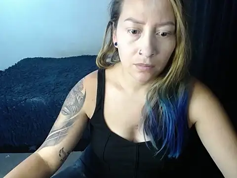 Snapshot of nath_92 chatting on October 10, 3:05 am nath 92 online show from October 10, 3:05 am