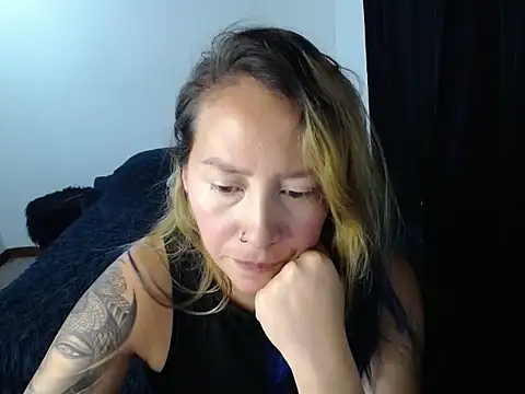 Snapshot of nath_92 chatting on October 29, 3:42 am nath 92 online show from October 29, 3:42 am