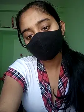 shrutee12 online show from February 5, 9:03 am