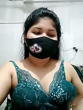 Snapshot of Nusrat-N chatting on October 28, 2:31 pm Nusrat-N online show from October 28, 2:31 pm