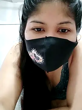 Snapshot of Nusrat-N chatting on October 29, 2:36 am Nusrat-N online show from October 29, 2:36 am