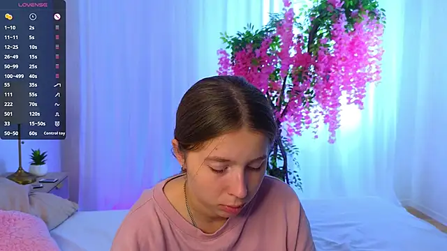 CatherineRichards online show from September 16, 8:26 am