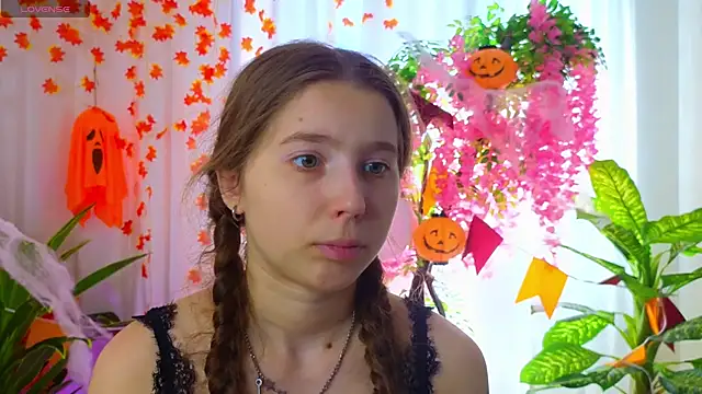 CatherineRichards online show from October 30, 7:43 am