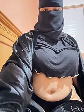  Laiali  online show from October 10, 11:09 am