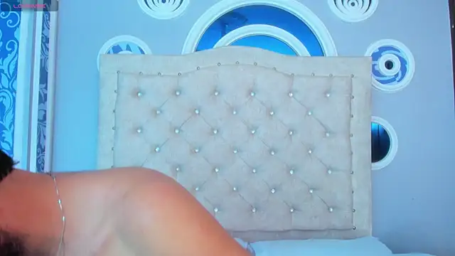 magnus serket online show from January 10, 11:45 am