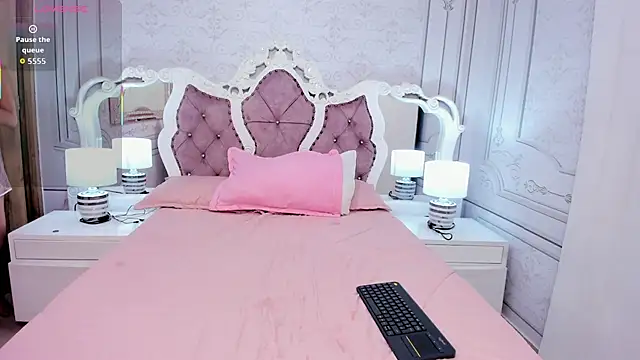 Sofi naughty18 online show from October 28, 11:14 am