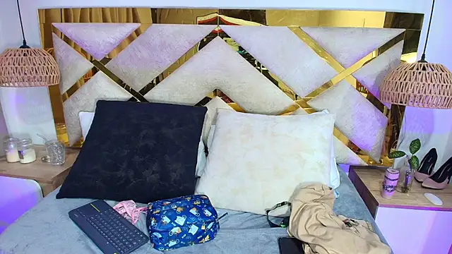 Snapshot of Scarlett_Vegaa chatting on September 23, 10:40 am Scarlett Vegaa online show from September 23, 10:40 am