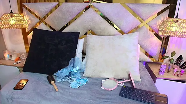 Snapshot of Scarlett_Vegaa chatting on September 24, 10:40 am Scarlett Vegaa online show from September 24, 10:40 am