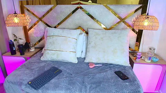 Snapshot of Scarlett_Vegaa chatting on October 28, 11:36 am Scarlett Vegaa online show from October 28, 11:36 am