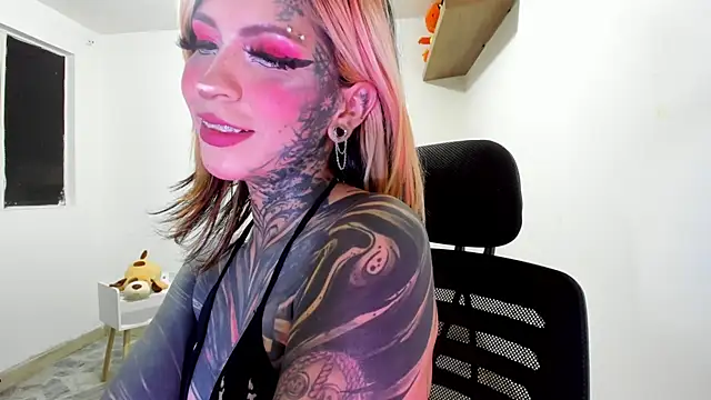 Nickidoll66- online show from May 16, 3:14 am