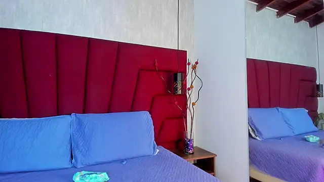 Hisoka 011 online show from November 13, 2:10 am