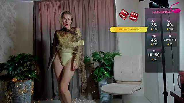 Julia Giulia online show from February 12, 9:37 am