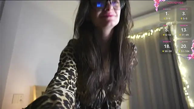 Morena Dolce online show from December 3, 1:02 am