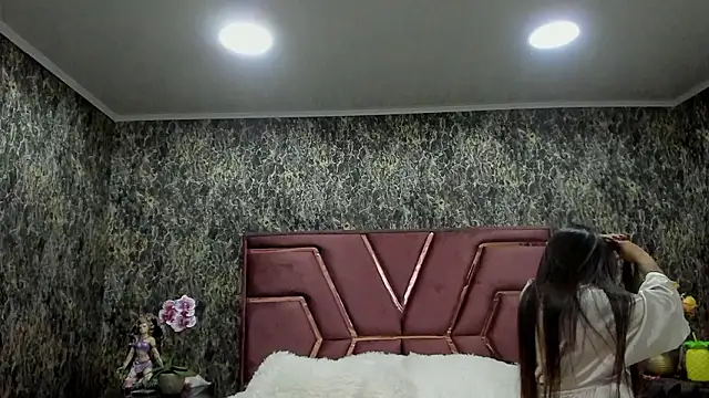 Snapshot of Karina_Andrade chatting on March 13, 7:31 pm Karina Andrade online show from March 13, 7:31 pm