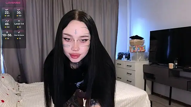 Somniyaa online show from March 22, 1:58 pm