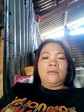 Snapshot of Sweet_dhea05 chatting on November 17, 2:39 am Sweet dhea05 online show from November 17, 2:39 am