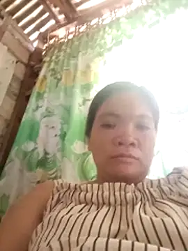 Snapshot of Sweet_dhea05 chatting on December 3, 4:31 am Sweet dhea05 online show from December 3, 4:31 am