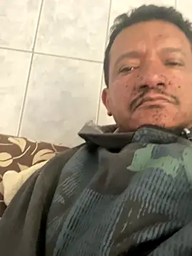 Snapshot of PIROCA-GGGG chatting on October 23, 1:21 pm PIROCA-GGGG online show from October 23, 1:21 pm