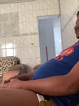 Snapshot of PIROCA-GGGG chatting on October 29, 1:02 pm PIROCA-GGGG online show from October 29, 1:02 pm