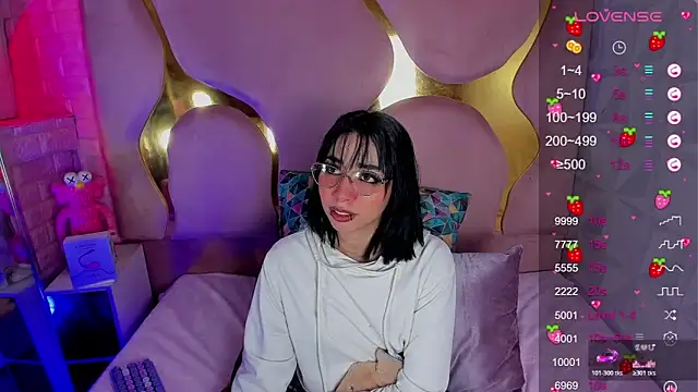 Niina Sissy online show from February 20, 4:42 am