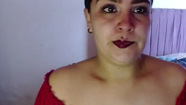 Snapshot of Salma_deep chatting on October 16, 2:07 pm Salma deep online show from October 16, 2:07 pm