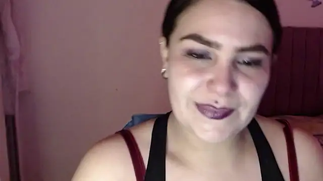 Snapshot of Salma_deep chatting on October 28, 5:48 pm Salma deep online show from October 28, 5:48 pm