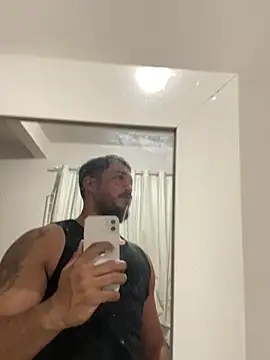 Snapshot of alanjordan100 chatting on February 16, 8:27 pm alanjordan100 online show from February 16, 8:27 pm