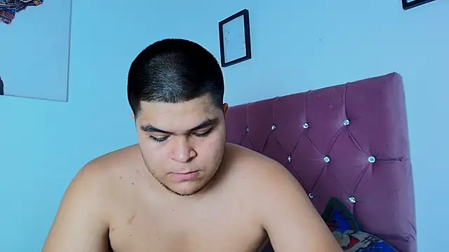 Snapshot of naomi_campbel_ chatting on February 12, 8:26 pm naomi campbel online show from February 12, 8:26 pm